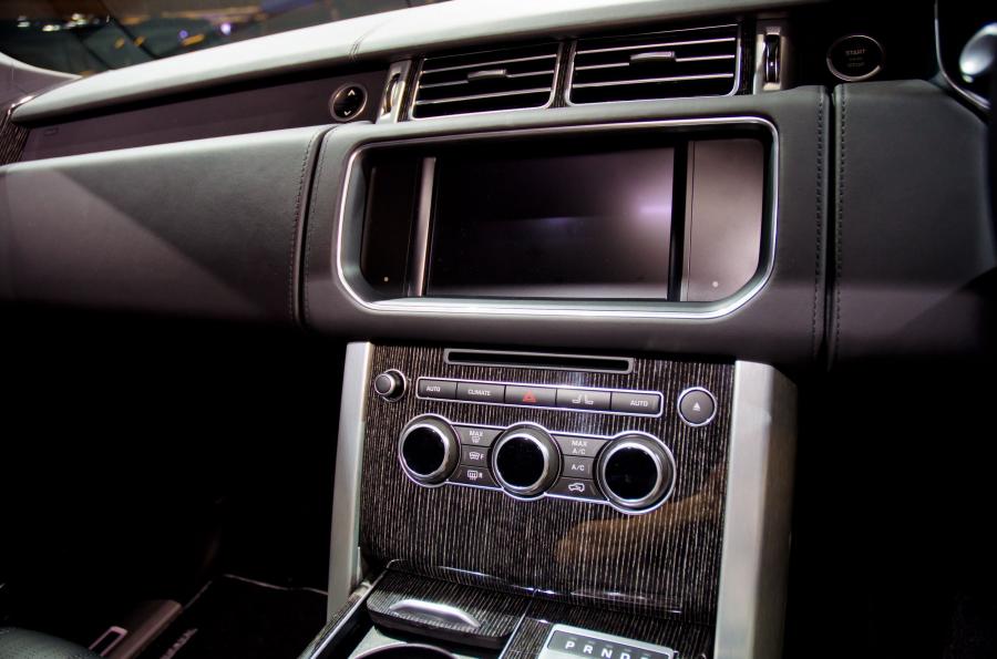  Land Rover Range Rover 2013 года  (фото 5 из 230)